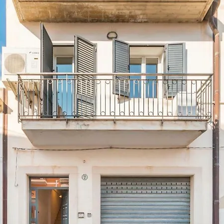 Dabbanna House Near The Sea, Parking & Wifi Holiday home Avola