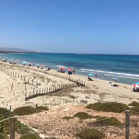 Casa vacanze Dabbanna House Near The Sea, Parking & Wifi