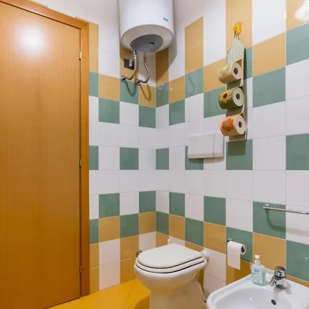 Dabbanna House Near The Sea, Parking & Wifi بيت للعطل *